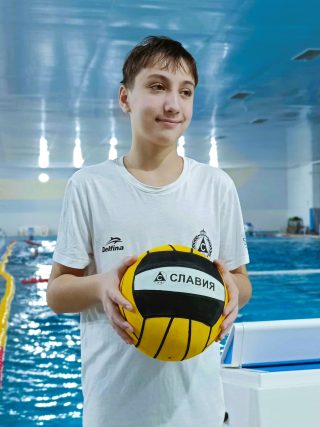 https://waterpoloslavia.com/wp-content/uploads/2025/09/Kokicha-320x427.jpg