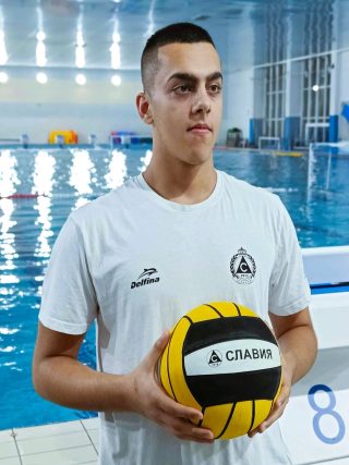 https://waterpoloslavia.com/wp-content/uploads/2025/10/DavidPavlov-320x427.jpg