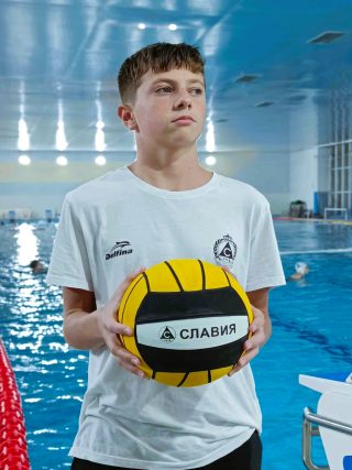 https://waterpoloslavia.com/wp-content/uploads/2025/10/VictorI-320x427.jpg